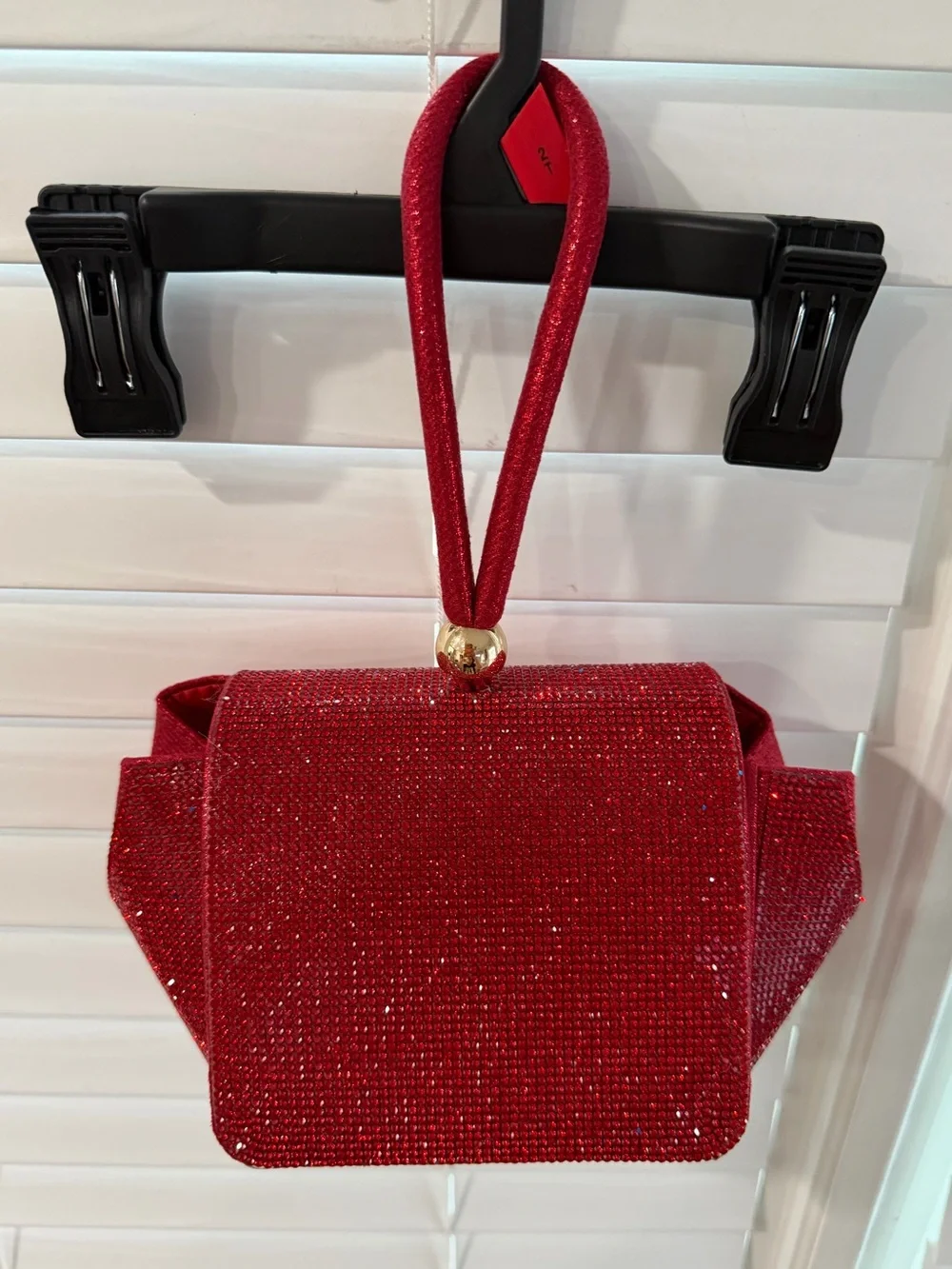 Sparkling Red Crystal Wristlet Clutch ❤️❤️ Very Elegant! 🌹